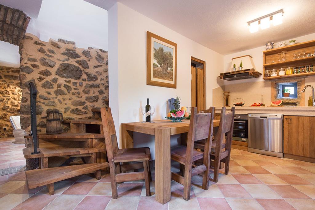 Villa Marevic Vrh  外观 照片
