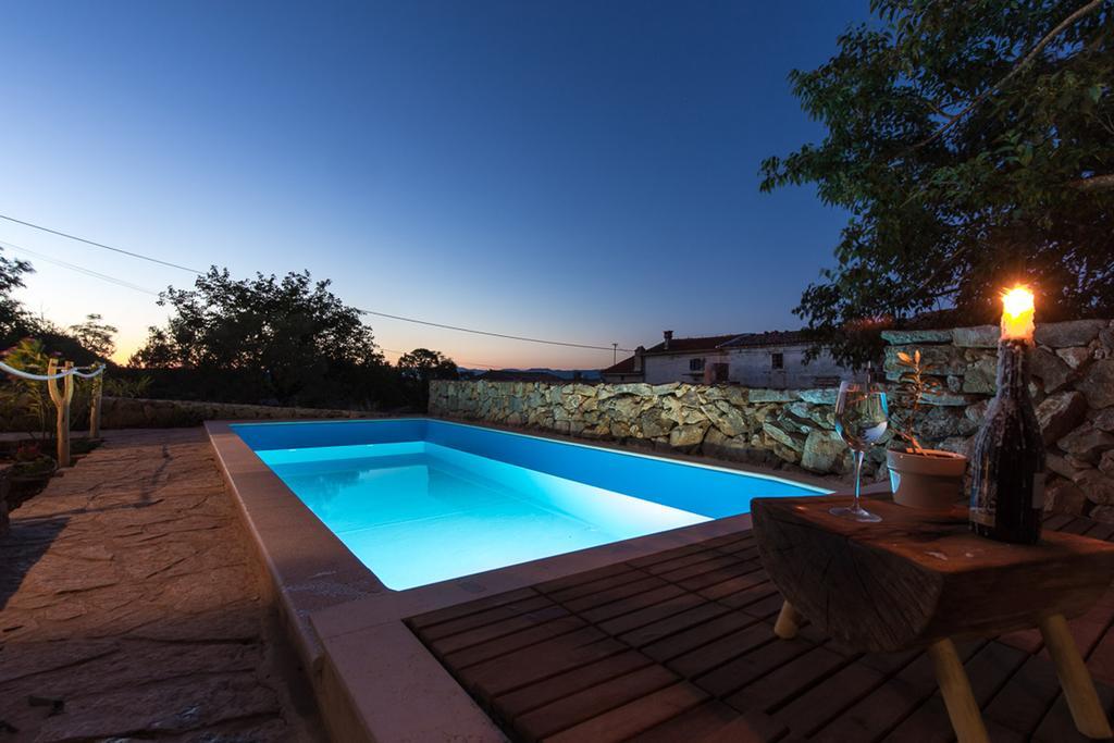 Villa Marevic Vrh  外观 照片